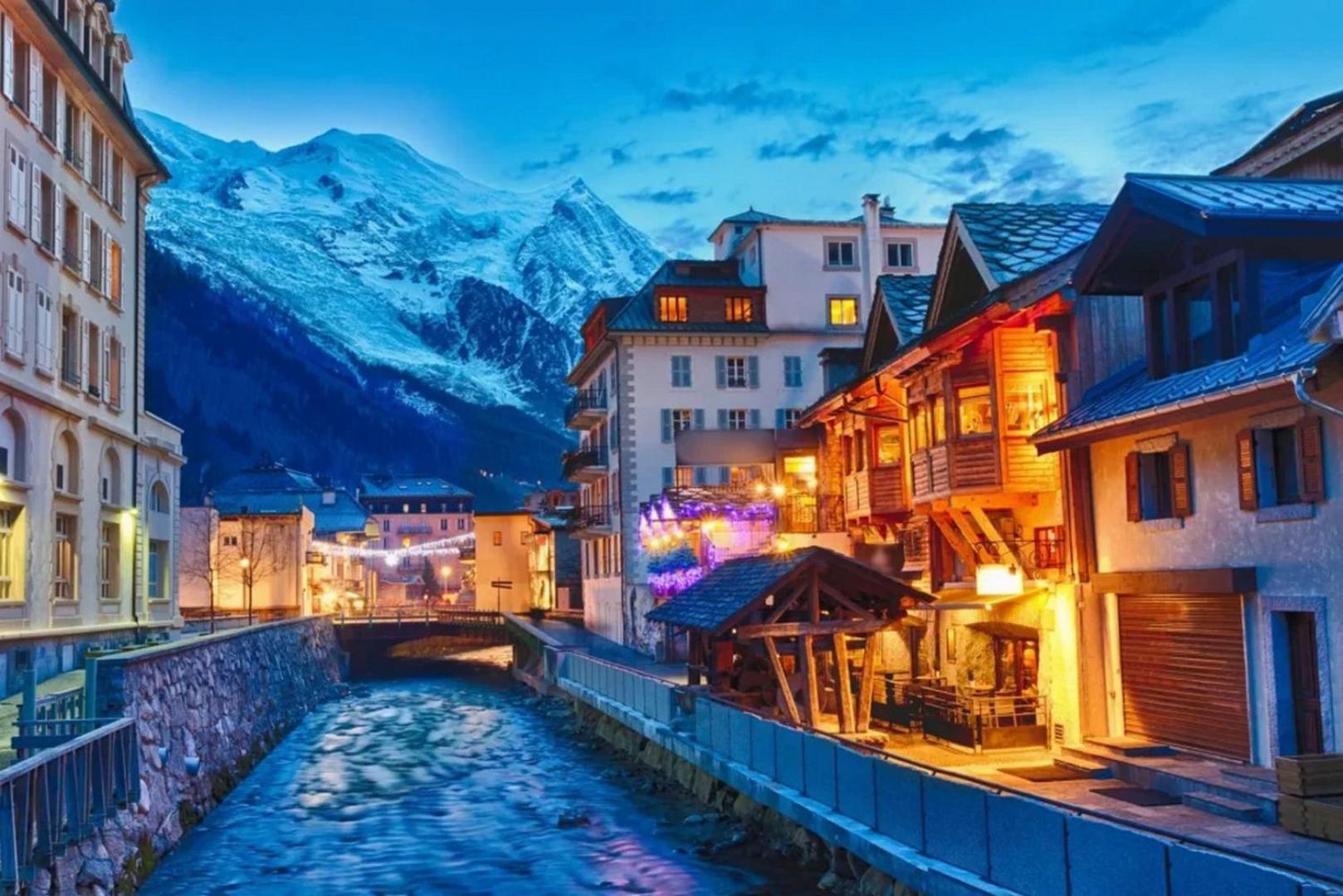 Chamois Blanc Terrasse - A Chamonix Haven Near Aiguille Du Midi Apartment Exterior photo